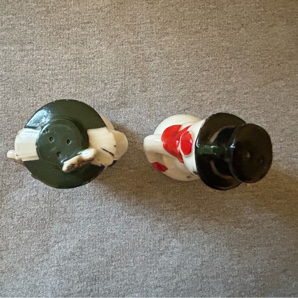 Vintage Mr & Mrs Snowman Salt and Pepper Shakers from 1950’s - Picture 5 of 5